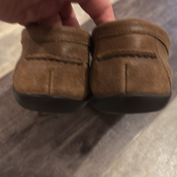 Harry's of London Brown Loafers - Picture 2 of 3